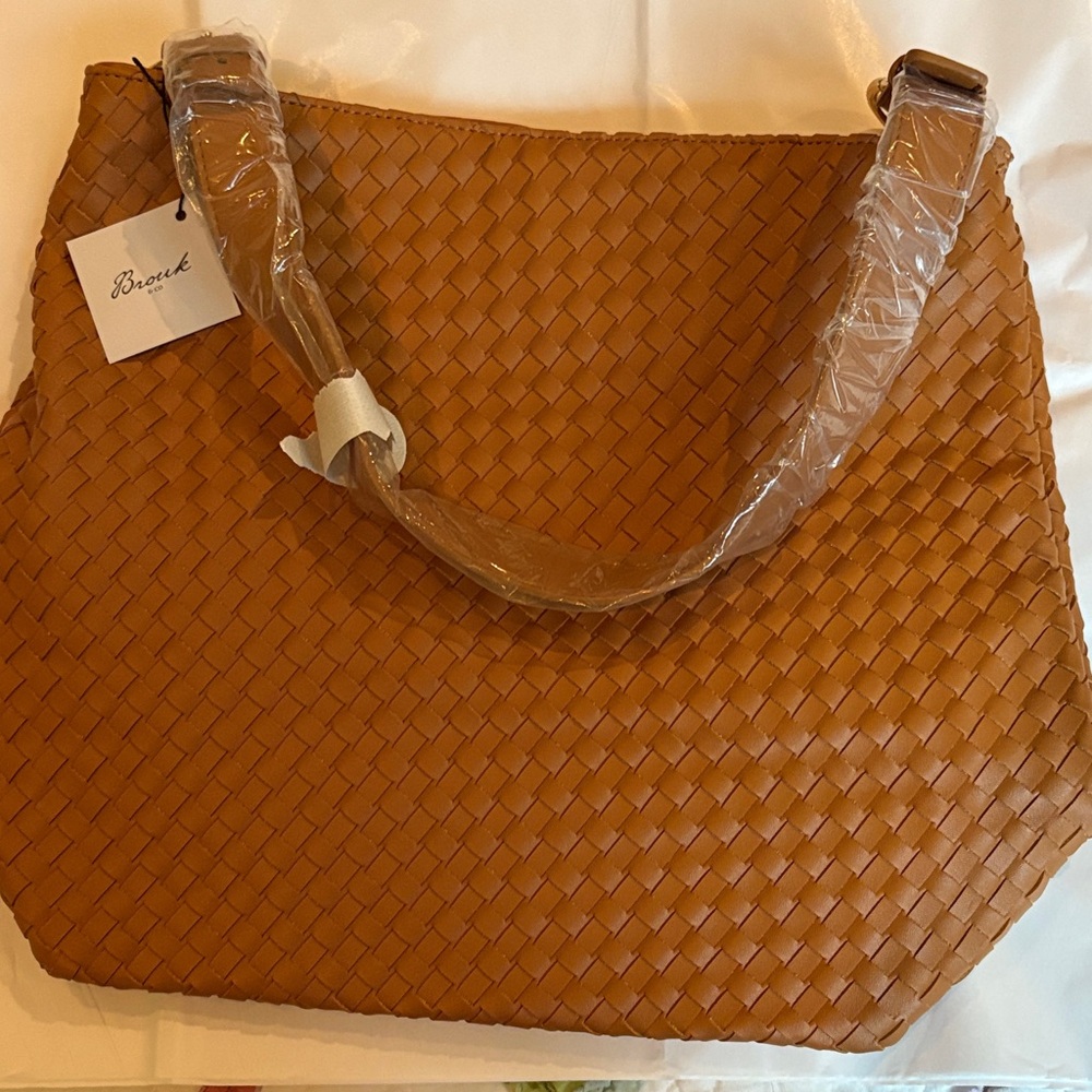 Classic Brown Woven Shoulder Bag
